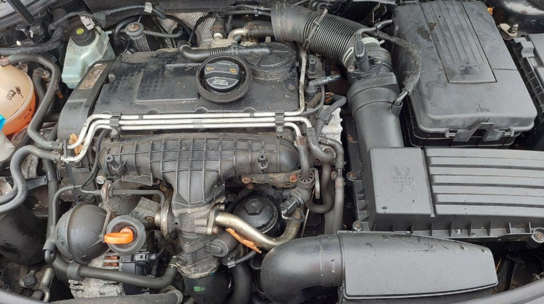 Injector Audi A3 8P 2008 HATCHBACK 2.0 BKD