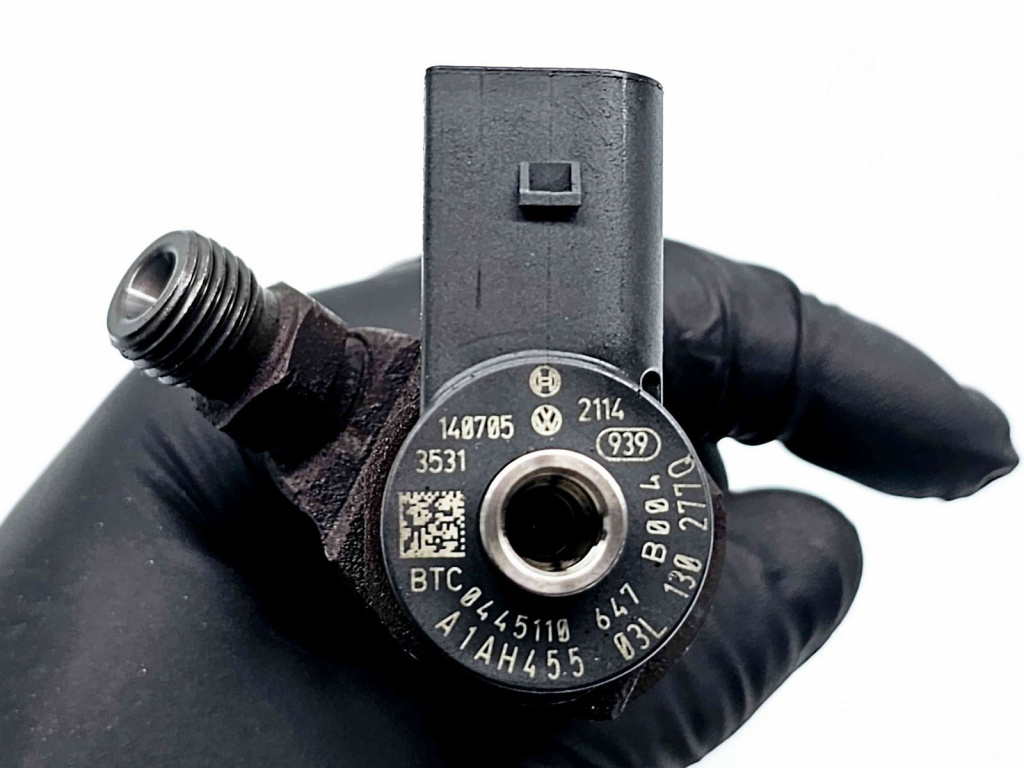Injector AUDI A3 (8P1) [Fabr 2003-2012] 03L130277Q 0445110647 2.0 TDI CFGC 130KW / 177CP