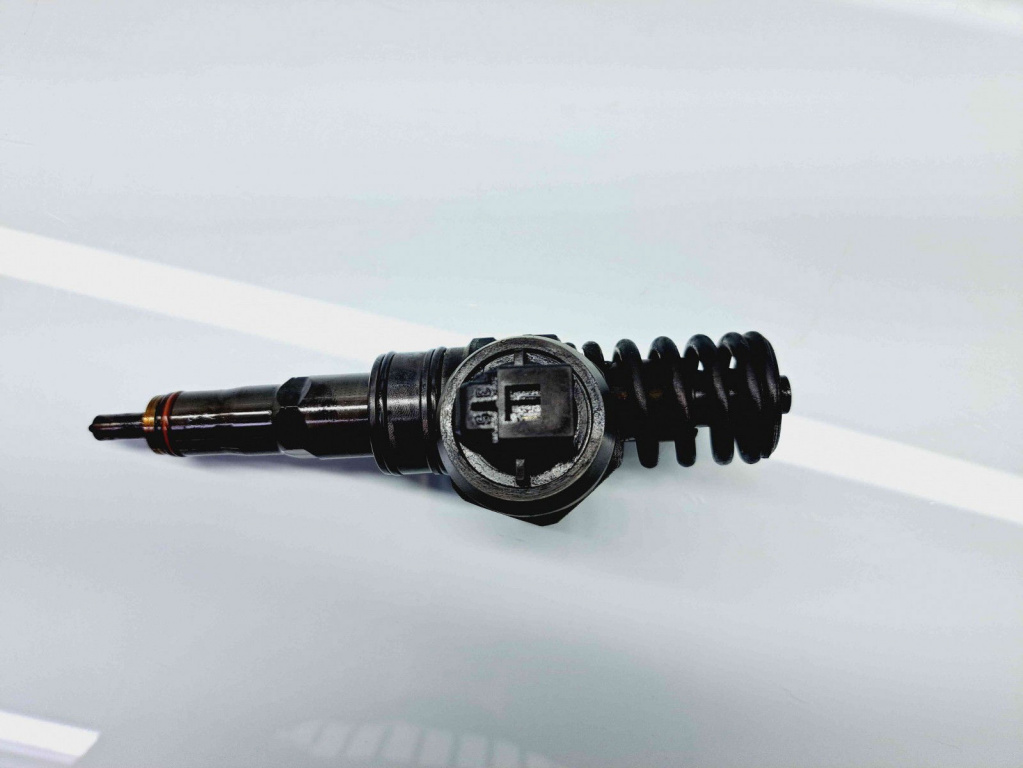 Injector Audi A3 Sportback (8PA) [Fabr 2004-2013] 038130079GX 0986441509 1.9 TDI BXE 77KW / 105CP 1.9 TDI BXE 77KW / 105CP