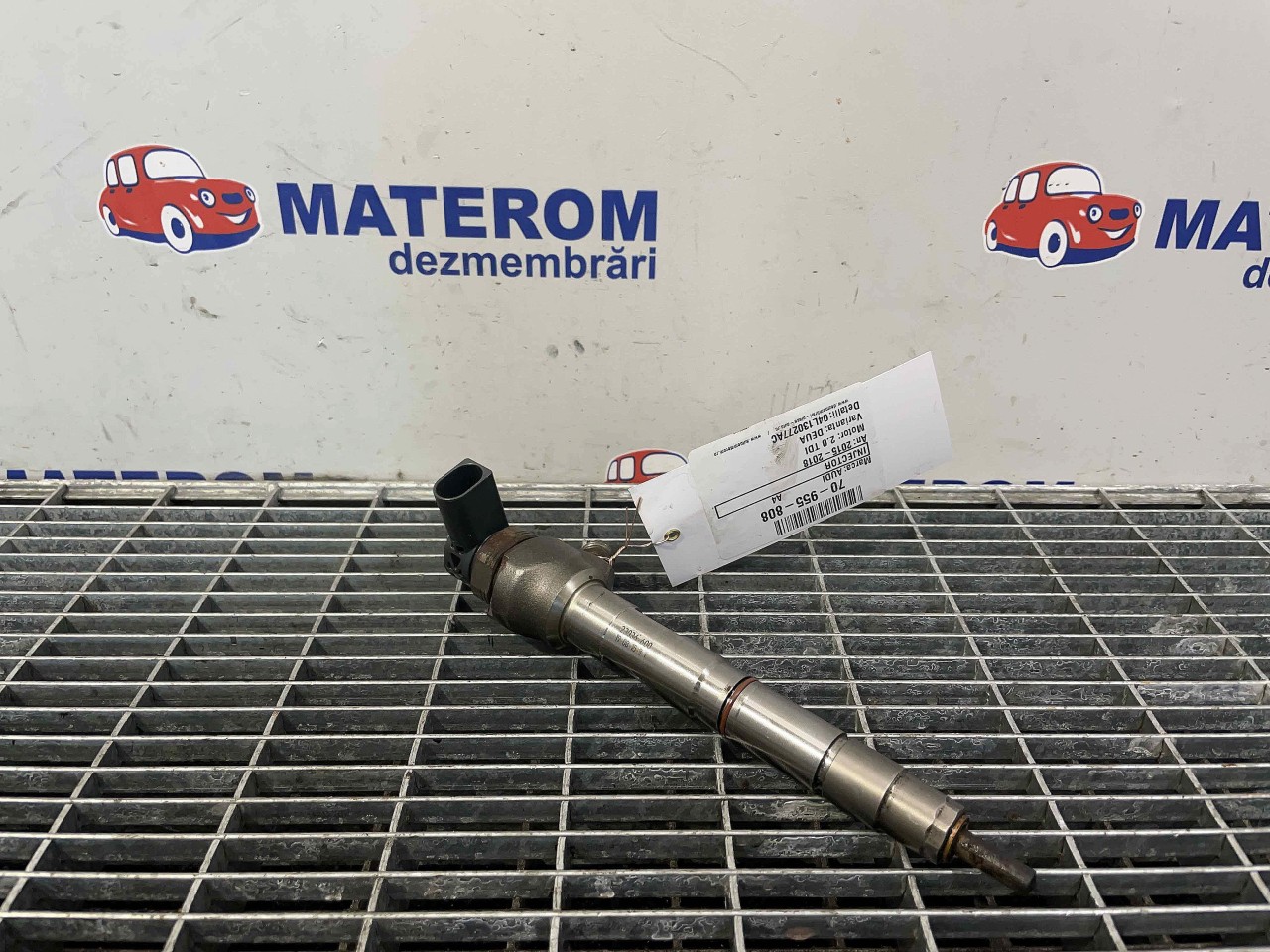 INJECTOR AUDI A4 A4 2.0 TDI - (2015 2018)