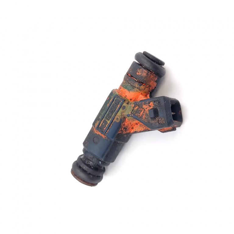 Injector Audi A4 B6 (8E) 2000-2004 1.8 T Avj Benzina Benzina 068133551M, 0280158065 Bosch