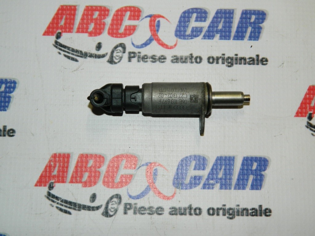 Injector Audi A5 8T 3.2 TFSI cod: 06E103697F model 2012