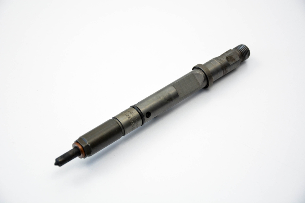 Injector Audi A6 (4B, C5) 1997 - 2005 059130201D