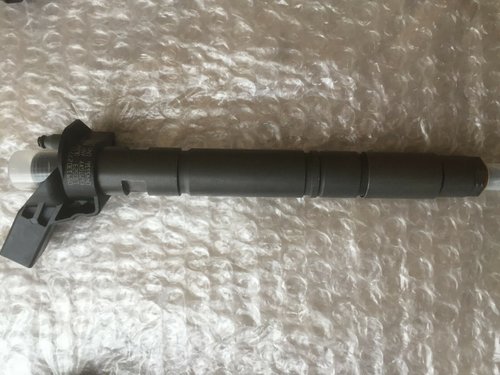 Injector Audi A8 4H 3.0TDi 211cp CDTB cod piesa : 059130277cc