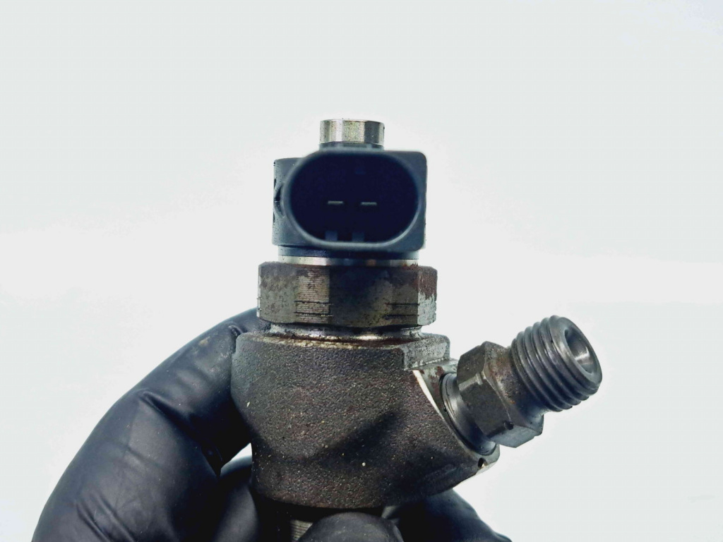 Injector AUDI Q5 (8RB) [ Fabr 2008-2016] 04L130277AE 0445110471 2.0 TDI CNHA140KW / 190CP