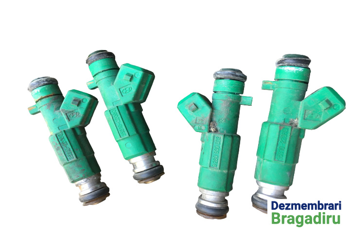 Injector benzina Cod: 9260930002 Hyundai Accent X3 [1994 - 1997] Liftback 3-usi 1.3 MT (84 hp)