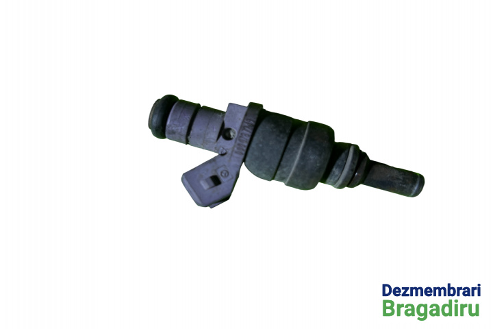 Injector benzina Mercedes-Benz C-Class W203/S203/CL203 [2000 - 2004] Sedan 4-usi C 200 Kompressor MT (163 hp)
