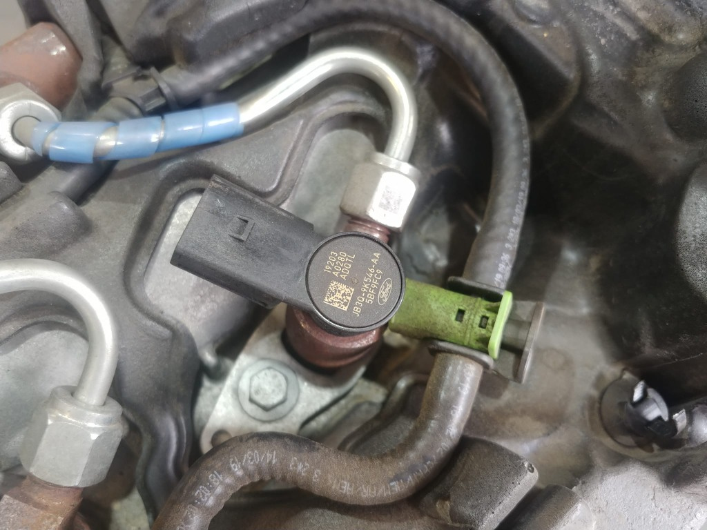 Injector bkfb 2.0 tdci ford transit custom jb3q-9k546-aa