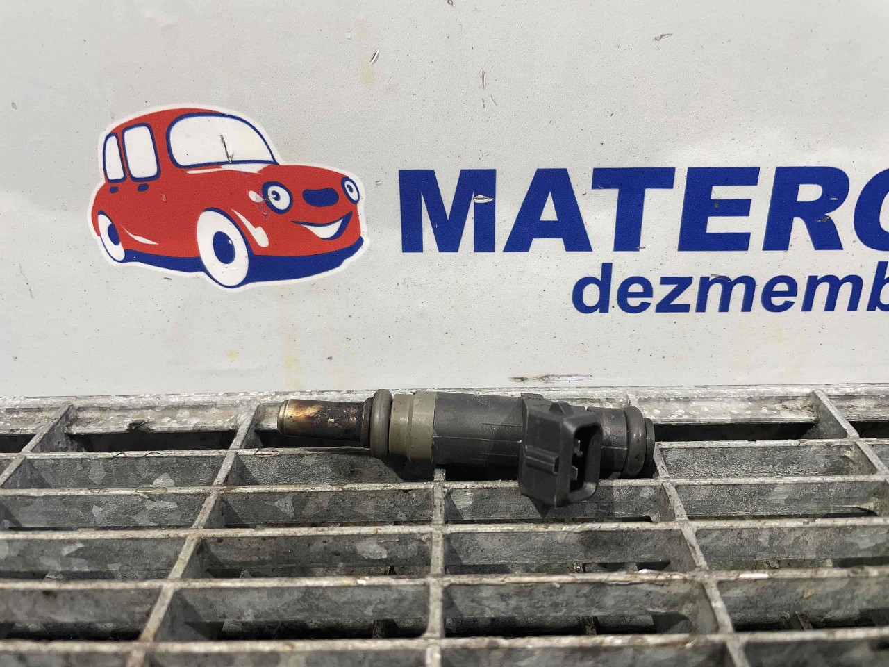 INJECTOR BMW SERIA 1 E 87 SERIA 1 E 87 1.6 INJ - (2004 2011)