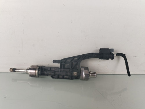 Injector BMW Seria 1 F40 1.5B B38A 0261500437
