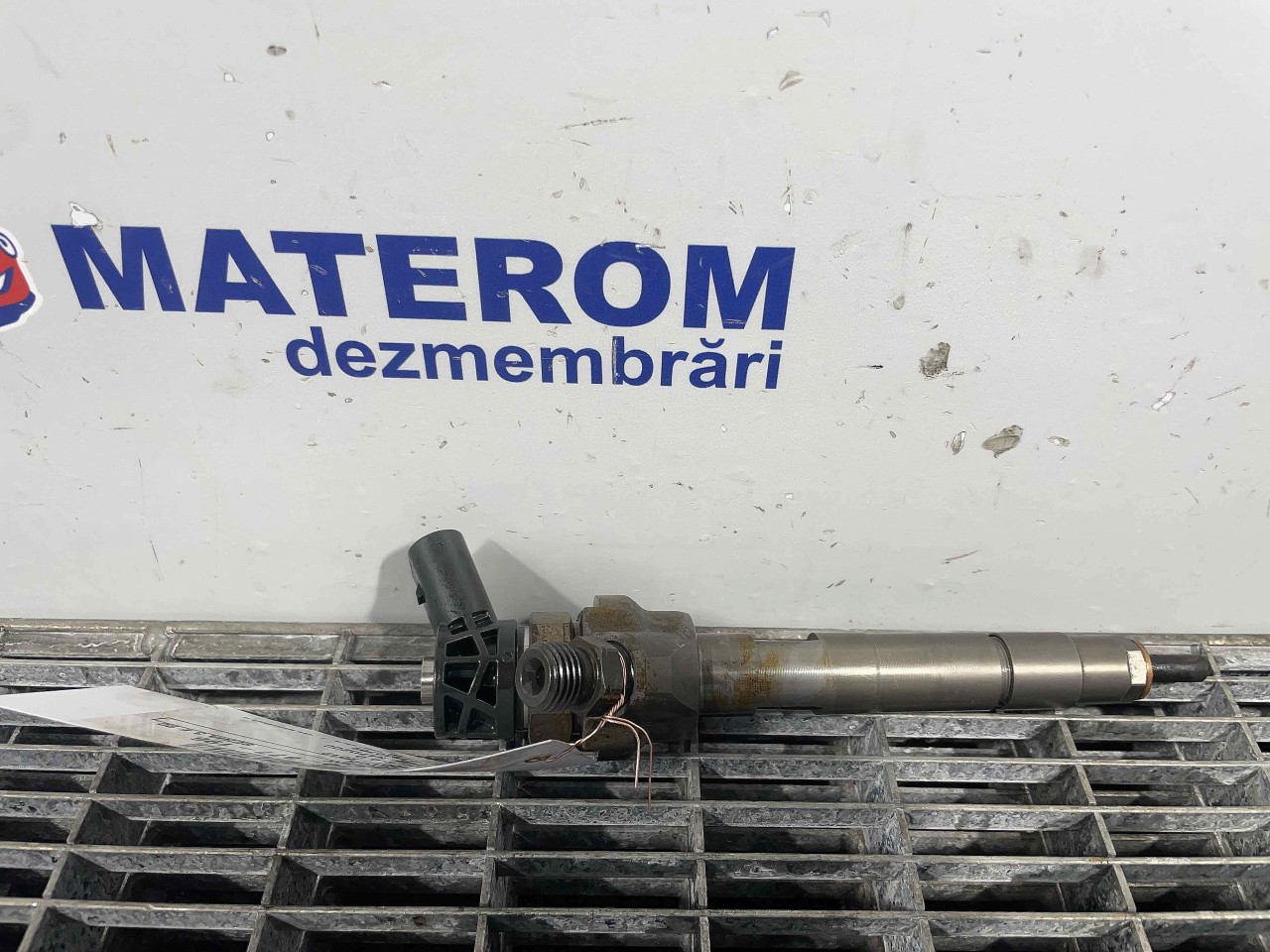 INJECTOR BMW SERIA 3 E 90 2.0 D - (2007 2012)