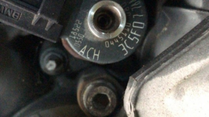 Injector BMW Seria 3 (E46; 19972006) 3.0/2.0 d+e83,e65,e60(pe motor) 0445110080