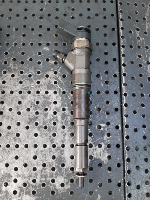 Injector bmw seria 3 e46 2.0 d 204d4 0445110131