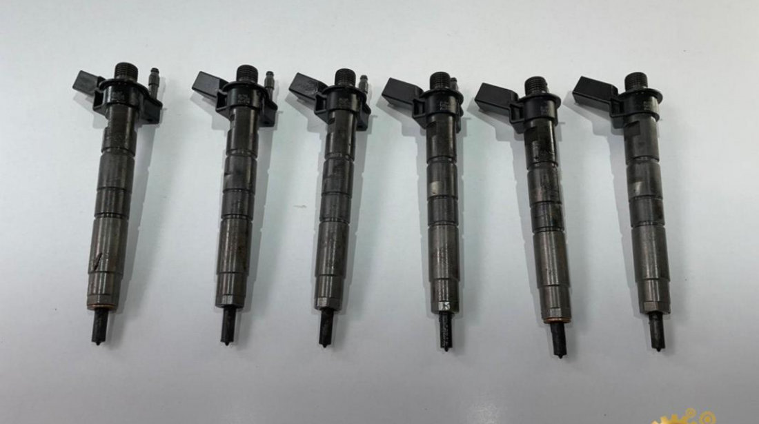 Injector BMW Seria 7 (2014-2022) [ G11 , G12] 3.0 d B57 8571565