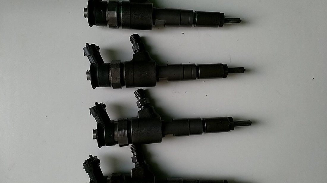 Injector Bosch Cod 0445110252 565889 1980K2 Citroen C2 C3 Nemo Peugeot 206 207 Bipper 1.4 HDi