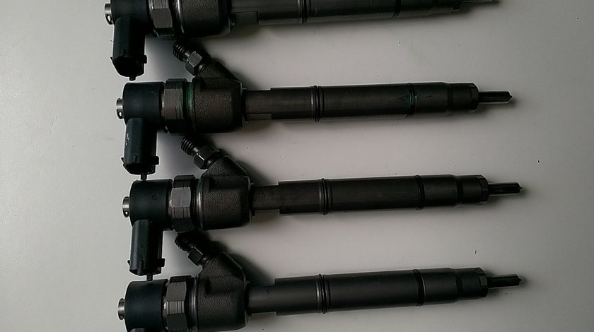 Injector Bosch Cod 0445110320 33800-2A900 Hyundai Accent IV i20 i30 ix20 1.6 CRDi