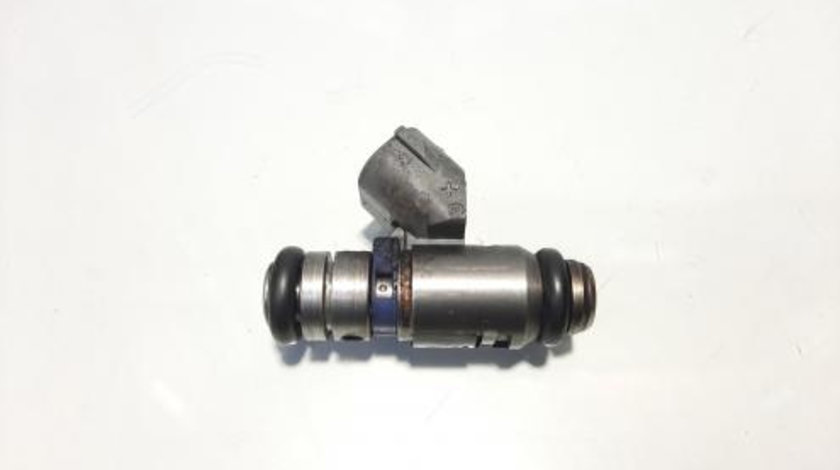 Injector, cod 036031T, Vw Golf 4 (1J1), 1.6 benz, AZD, (id:383904)