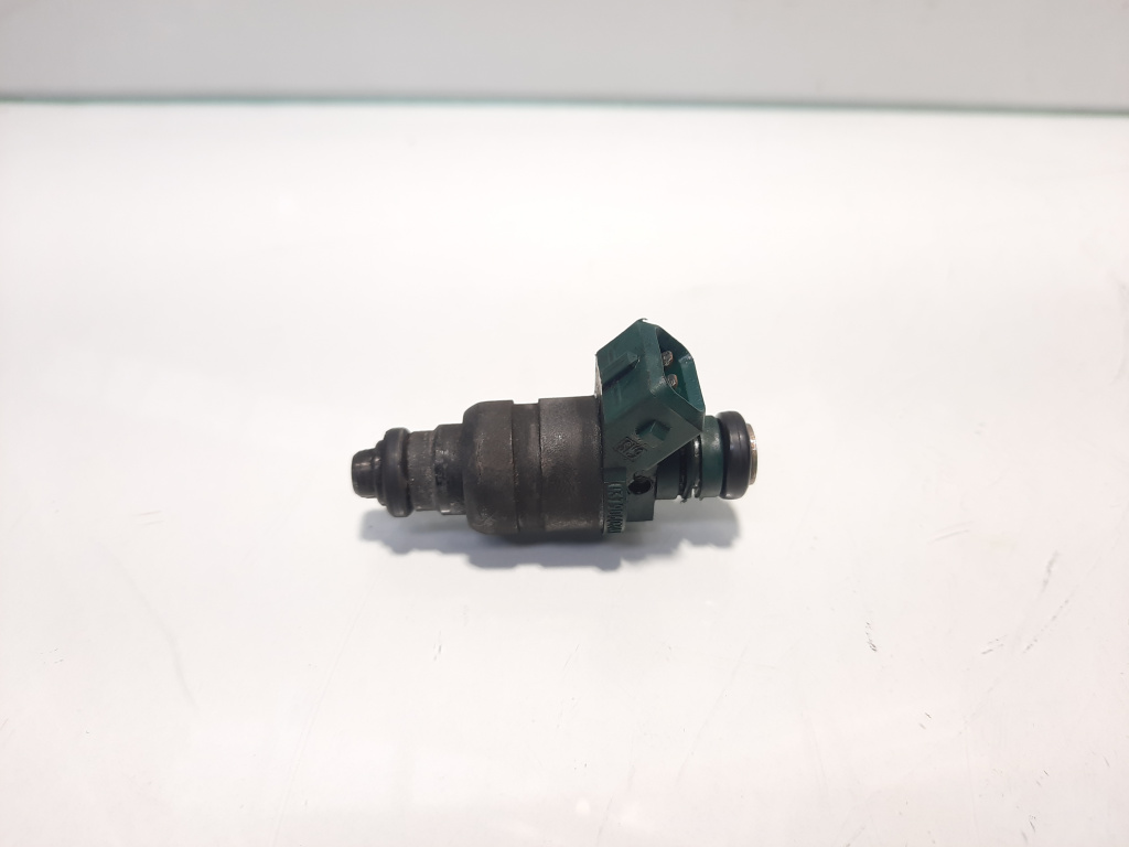 Injector, cod 037906031AA, Vw Bora (1J2) 1.6 B, AKL (id:457923)