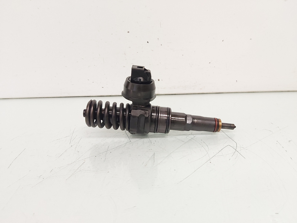 Injector, cod 038130073AG, BTD, 0414720215, Skoda Octavia 2 Combi (1Z5) 1.9 TDI, BXE (id:657237)