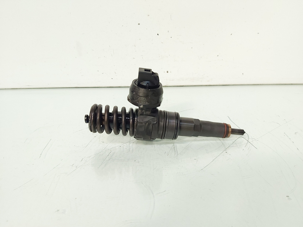 Injector, cod 038130080AX, 0986441517, VW Passat (3C2), 2.0 TDI, BMP (id:657853)