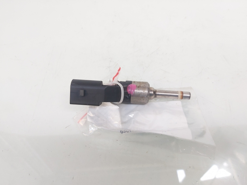 Injector, cod 03C906036F, VW Jetta 4 (6Z), 1.4 TSI, CAX (id:637704)