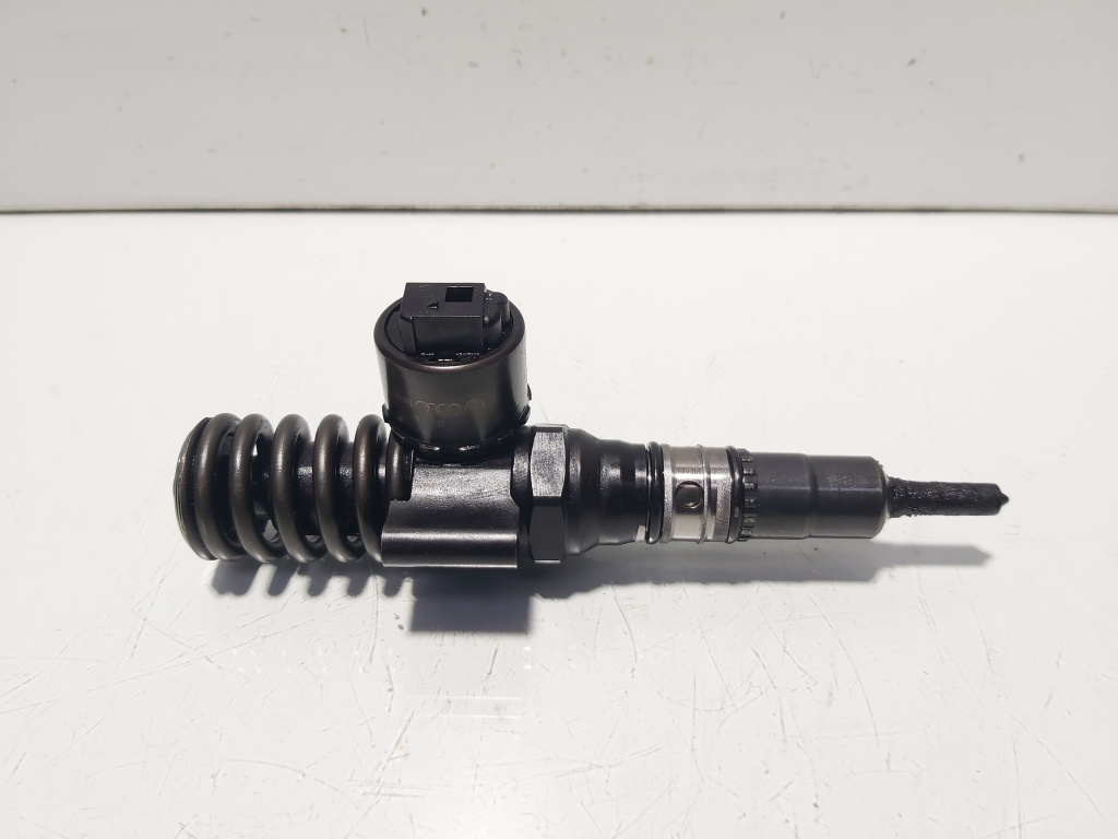 Injector, cod 03G130073B, BPT, 0414720403, VW Golf 5 (1K1), 2.0 TDI, BKD (id:629765)