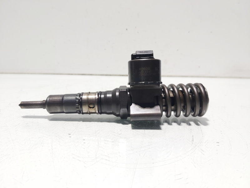 Injector, cod 03G130073B, BPT, 0414720403, VW Golf 5 (1K1), 2.0 TDI, BKD (id:635125)