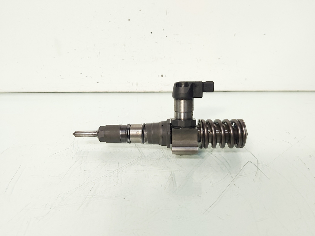 Injector, cod 03G130073S, VW Passat Variant (3C5), 2.0 TDI, BKR (id:657831)