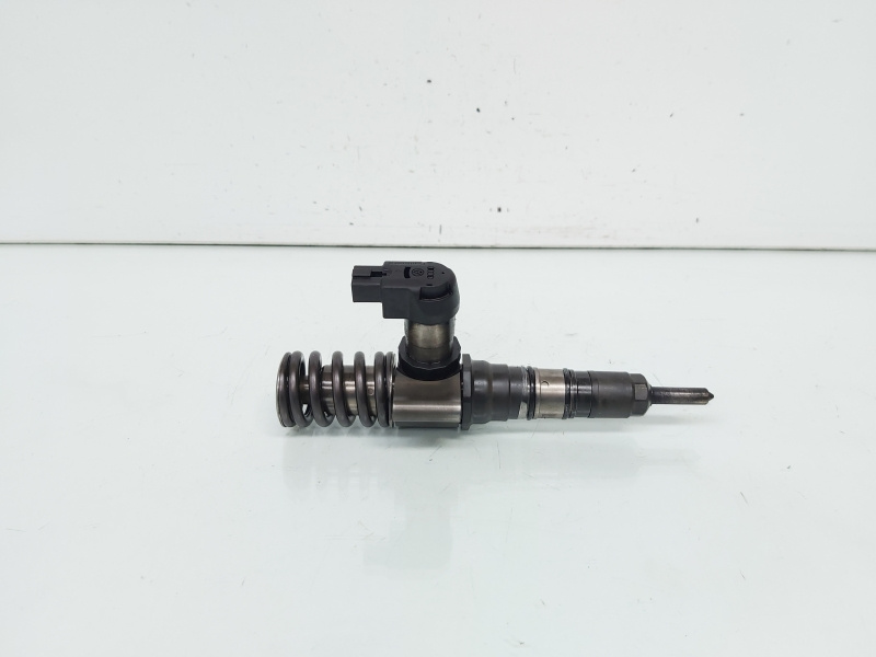 Injector, cod 03G130073S, Vw Passat Variant (3C5) 2.0 TDI, BKP (id:663446)