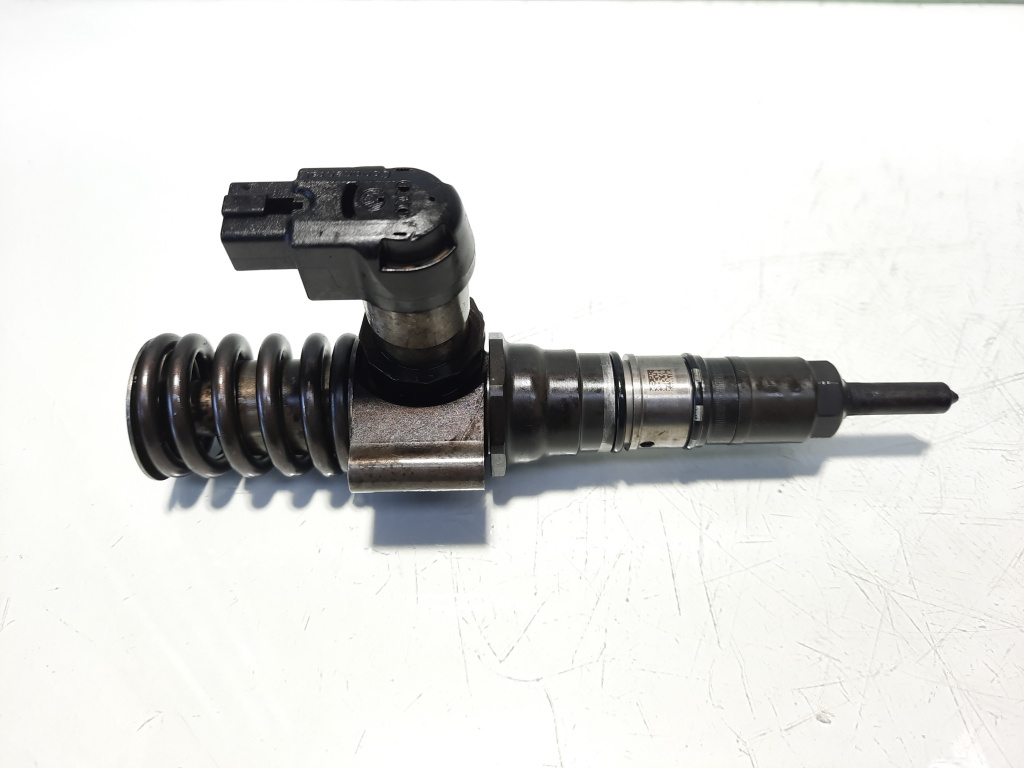 Injector, cod 03G130073S, VW Passat Variant (3C5), 2.0 TDI, BKP (pr:110747)