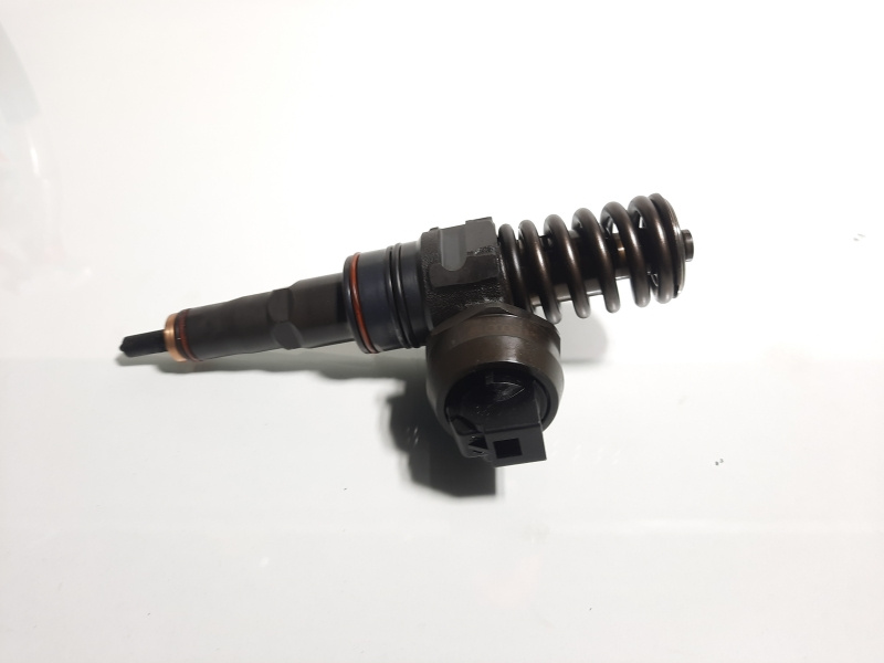 Injector cod 0414720216, Skoda Superb (3U4) 1.9 tdi, AVF (id:317286)