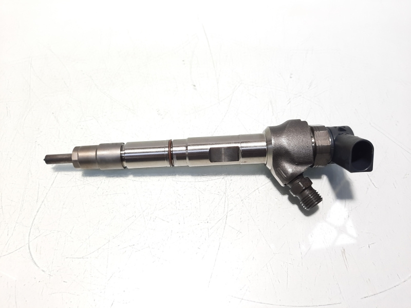 Injector, cod 04L130277AC, 0445110469, VW Passat (3G2), 2.0 TDI, DFG (id:560817)