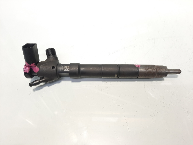 Injector, cod 04L130277AN, Audi A3 Cabriolet (8V7, 8VE), 1.6 TDI, DDYA (idi:423594)