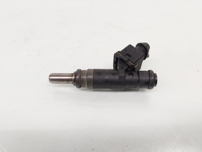 Injector, cod 7506158, Bmw 3 (E46) 1.6 benz, N45B16AB (idi:663757)