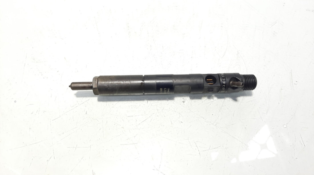 Injector, cod 8200676774, 166001137R, Renault Megane 2, 1.5 DCI, K9K, euro 4 (id:594664)