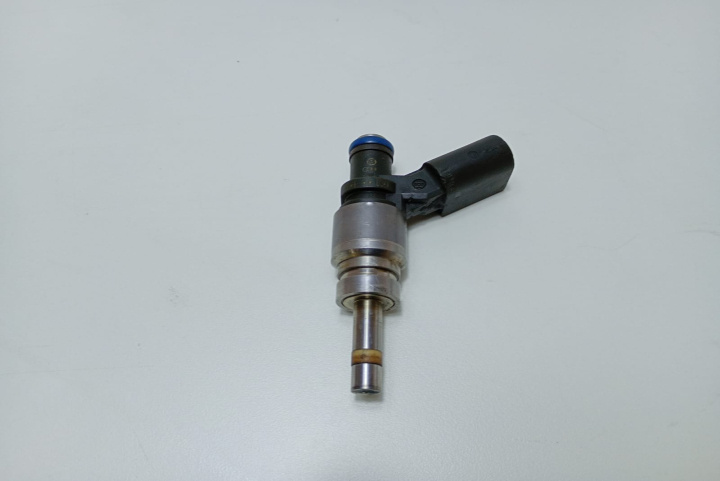 Injector combustibil 3.2 fsi 06E906036F Volkswagen VW Touareg generatia 1 7L [facelift] [2007 - 2010]