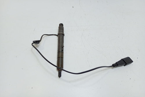 Injector cu fir 059130202G Volkswagen VW Passat B5 [1996 - 2000]