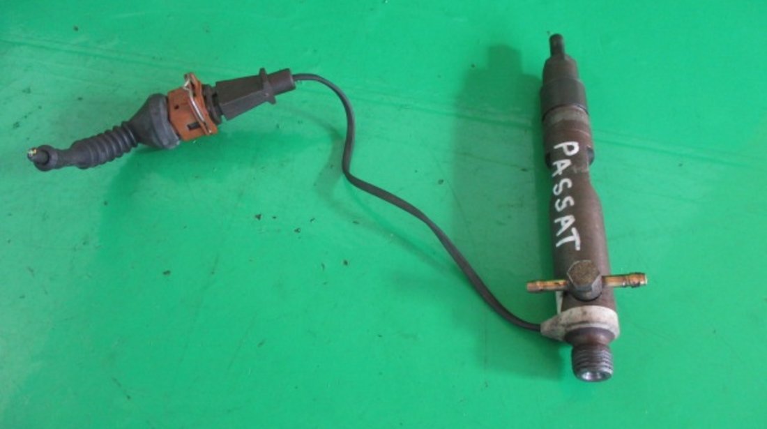 INJECTOR CU FIR COD 028130201J VW PASSAT B5 1.9 TDI FAB. 1996 - 2000 ⭐⭐⭐⭐⭐