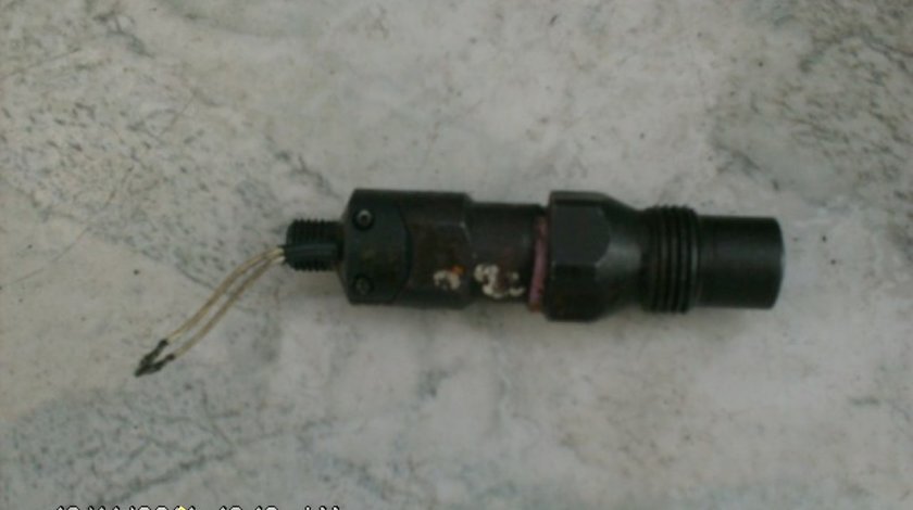 Injector cu fir Ford Escort cod LDC 013R01 AA1 DOF