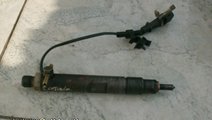 Injector cu fir Skoda Octavia cod 038 130 201 F C4...