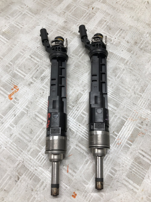 Injector Dacia Duster 1.3 Benzina 2019, 166001525R