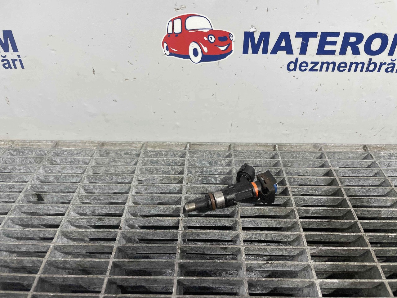 INJECTOR DACIA SANDERO 0.9 TCE - (2012 2019)