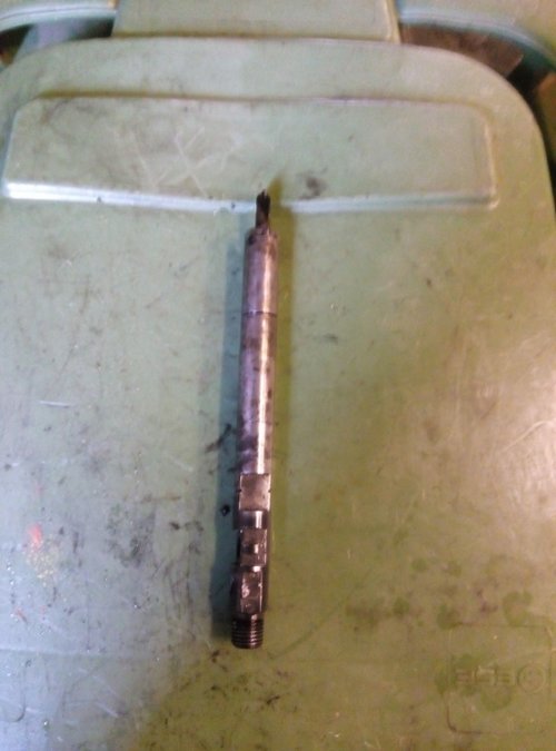 Injector Delphi Mercedes C220 cdi w204