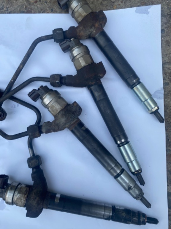 Injector Denso 6C1Q-9K546-AC Ford Transit 2.2 Tdci / Fiat Ducato 2.2 HDI / Peugeot Boxer 2.2 HDI / Citroen Jum