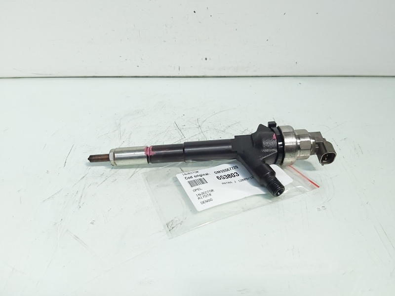 Injector Denso, cod GM55567729, Opel Astra J, 1.7 CDTI, A17DTR (id:653803)