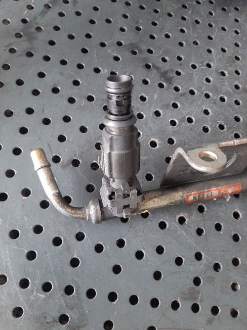 Injector ej25 2.5 b subaru forester legacy 3 fblc100
