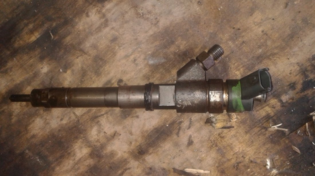 Injector fiat ducato 2.3jtd 2000-2006,piese originale din dezmembrari.