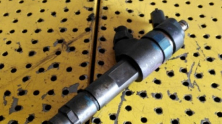 Injector Fiat Ducato 2.8 JTD 0445120002