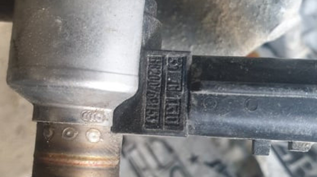 Injector filtru particule Dacia Duster 1.5 dCi 90 cai euro 5 cod piesa : 8200769153