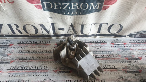 Injector filtru particule Dacia Logan I MCV 1.5 dCi 88 cai euro 5 cod piesa : 8200769153